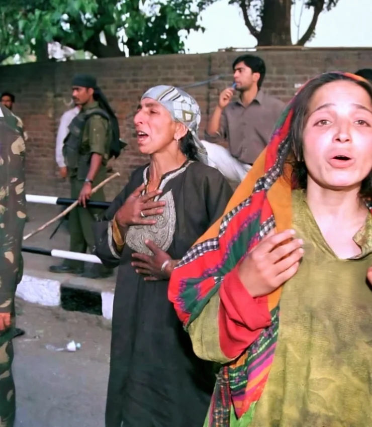 Return of Displaced Families